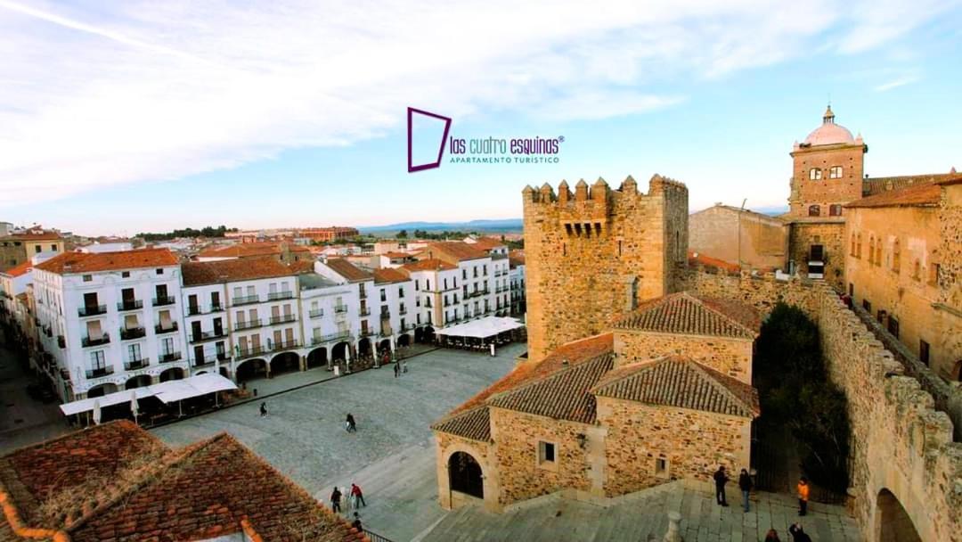 Las Cuatro Esquinas De Cáceres Exterior photo